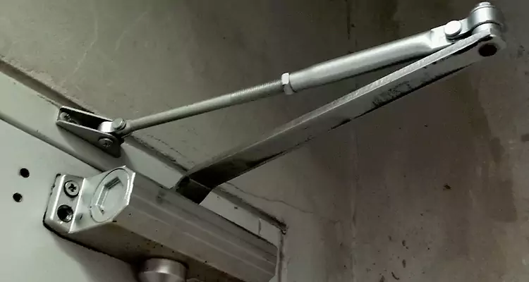 Door Closer Parallel Arm Installation in Port Charlotte, FL